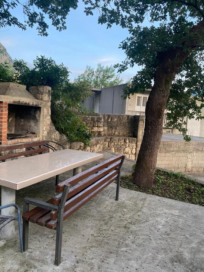 Vasiniko Apartment Kotor Exterior photo